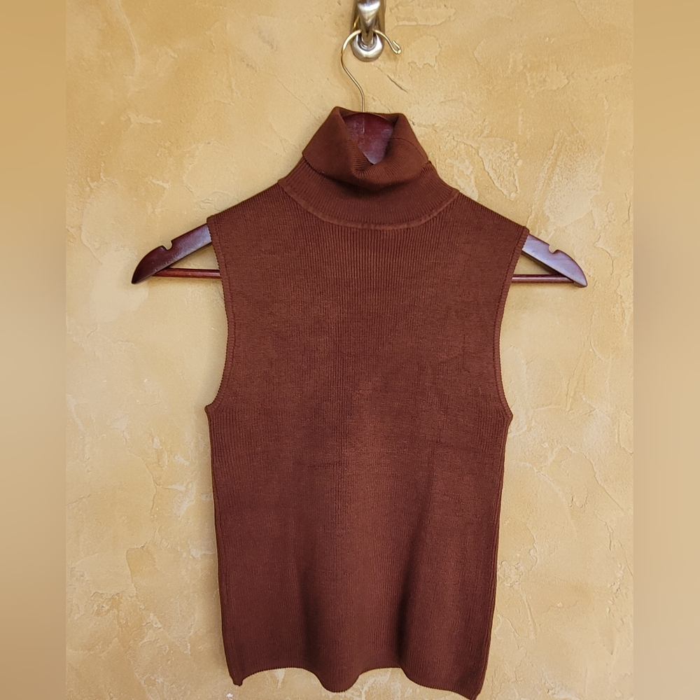 Sleeveless Turtleneck Silk Blend Sweater. Rust Brown, Rare Find. Vintage 90s
